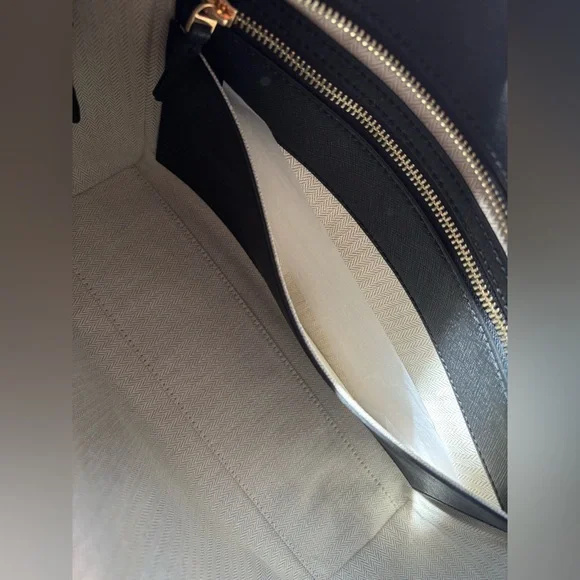 Tory Burch Emerson Leather Women's Tote - Picture 10 of 14